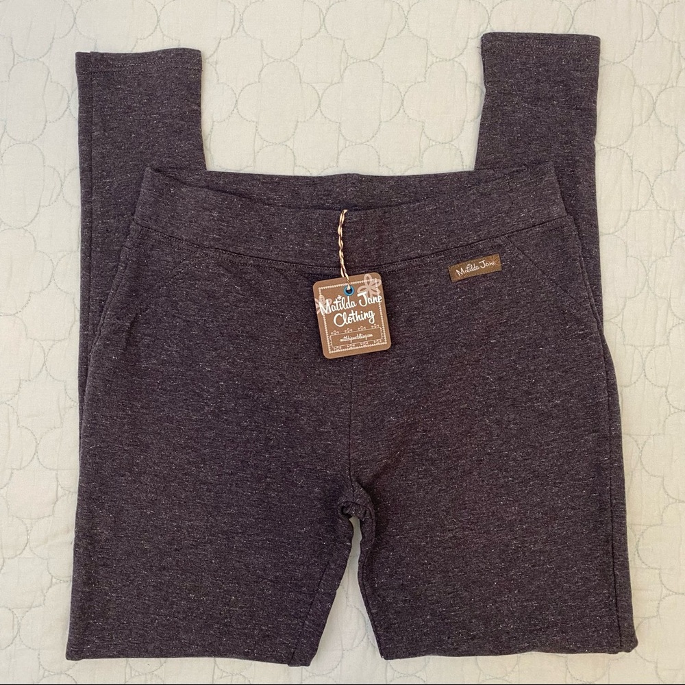 Matilda Jane NWT Women’s Ponte Gray Sparkly Leggings — size M